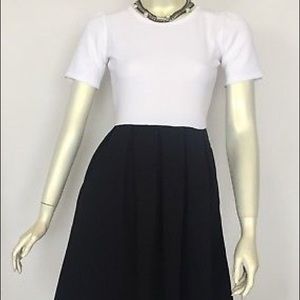 Like new XS black and white Lularoe Amelia